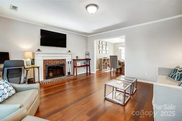 9220 Torrence Crossing Dr., Huntersville, NC 28078