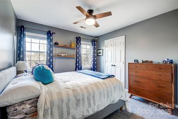 9220 Torrence Crossing Dr., Huntersville, NC 28078