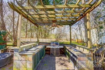 9220 Torrence Crossing Dr., Huntersville, NC 28078