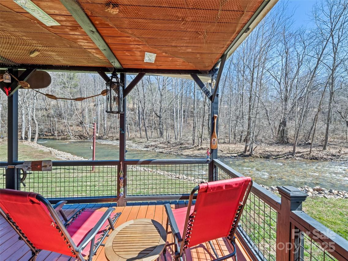 21 Swift Stream Ln., Waynesville, NC 28785