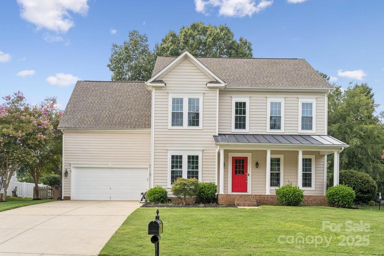 2010 Hollyhedge Ln., Indian Trail, NC 28079