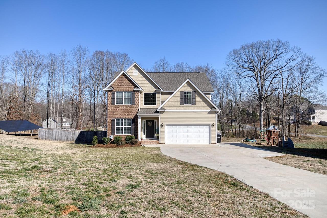 8822 Crape Myrtle Dr., Stanfield, NC 28163