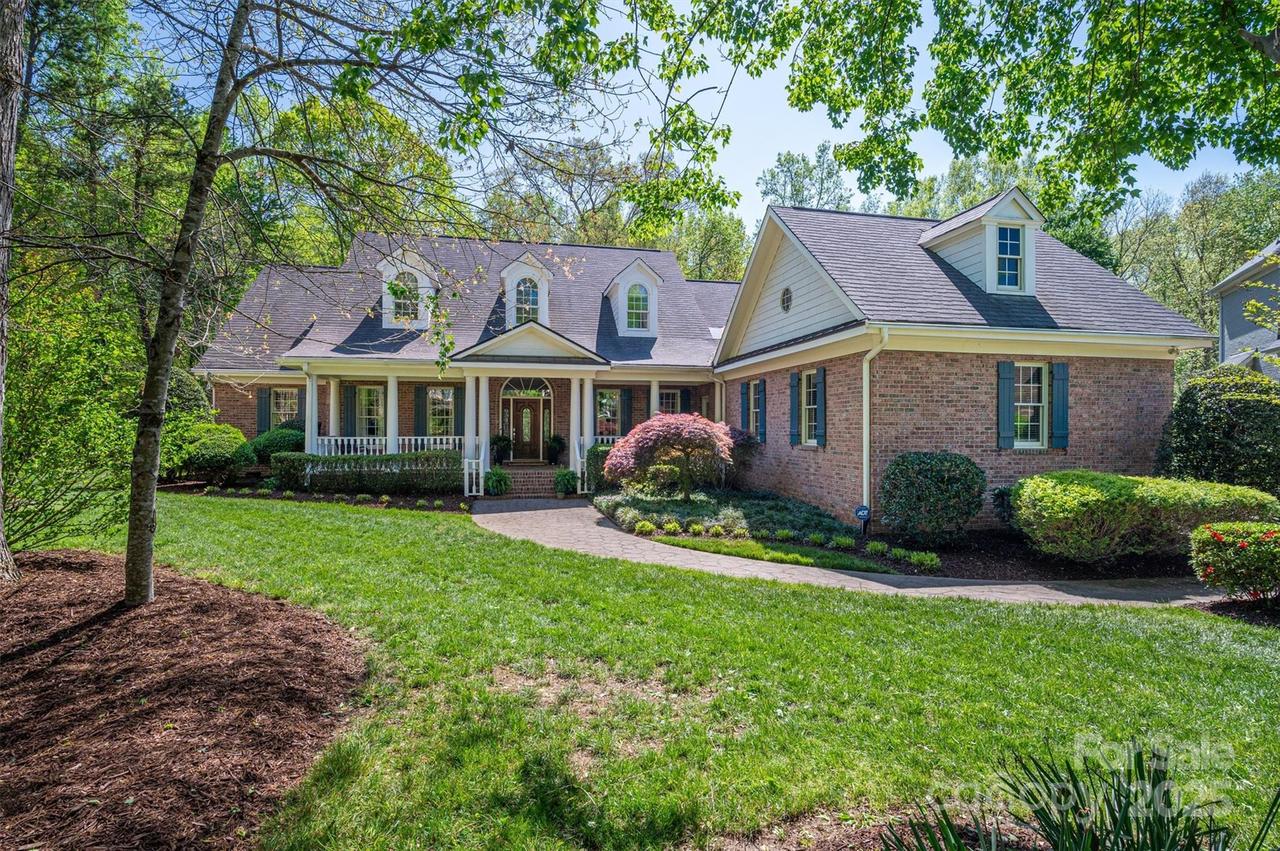 13822 Tributary Ct., Davidson, NC 28036