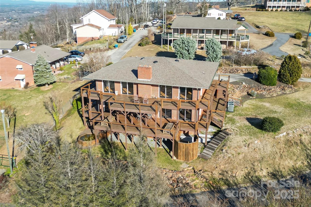 3495 Mountain Ridge Cir., Valdese, NC 28690