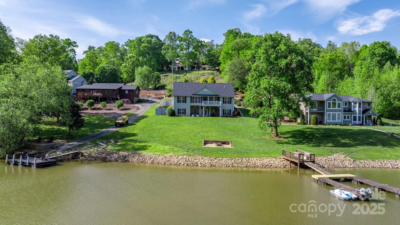892 Plantation Dr., Marion, NC 28752