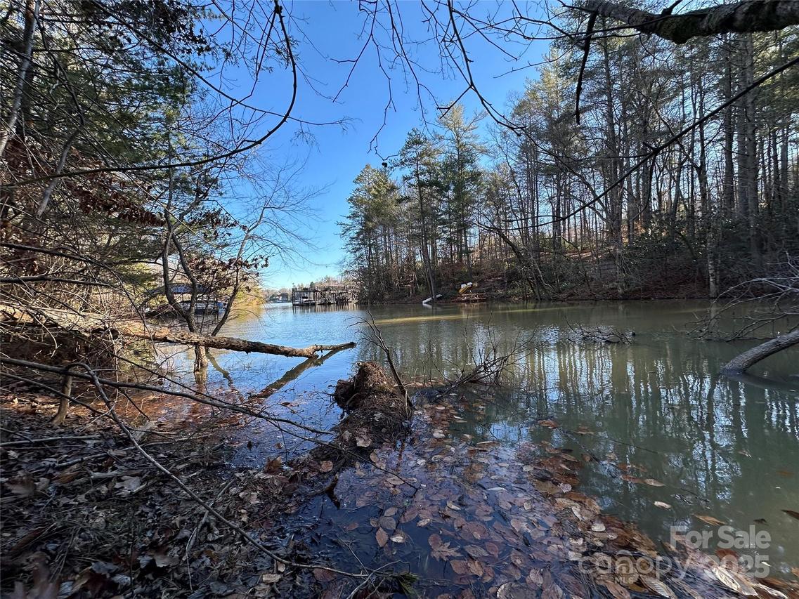 178 Lentz Landing Ln., Nebo, NC 28761