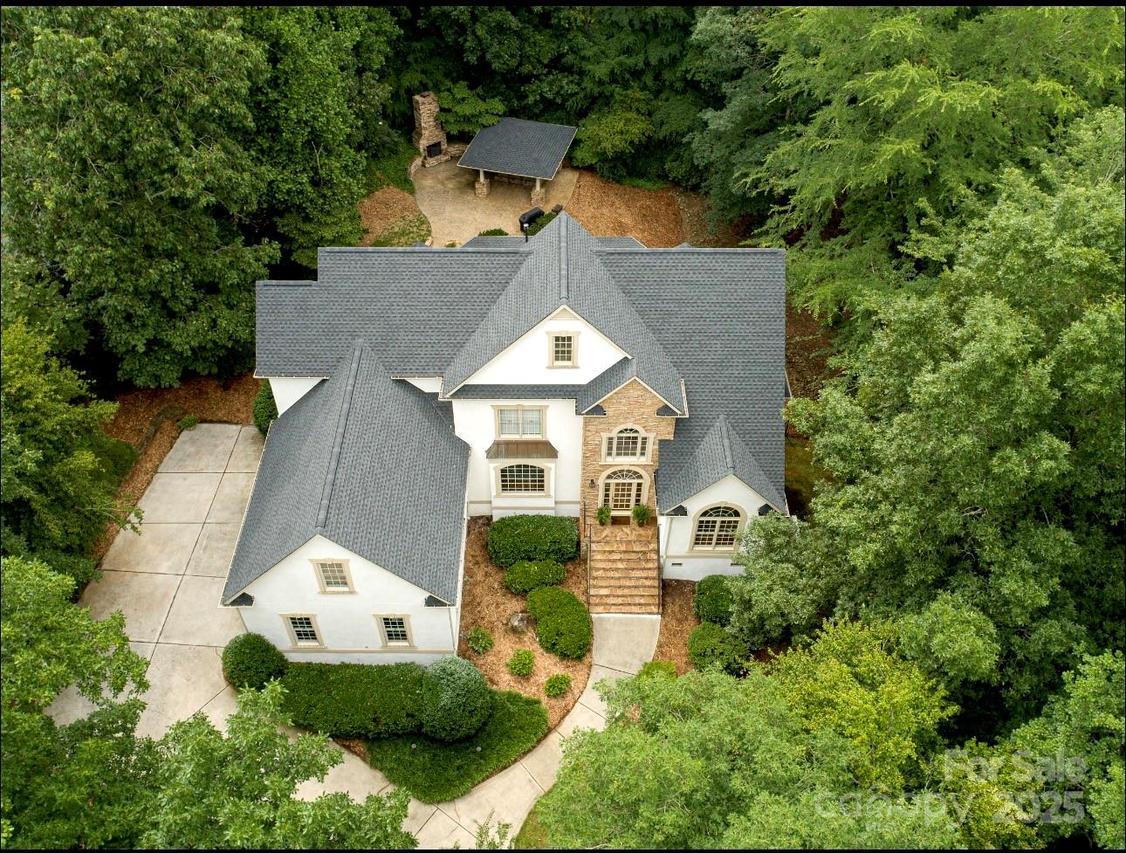 1025 Seminole Dr., Waxhaw, NC 28173