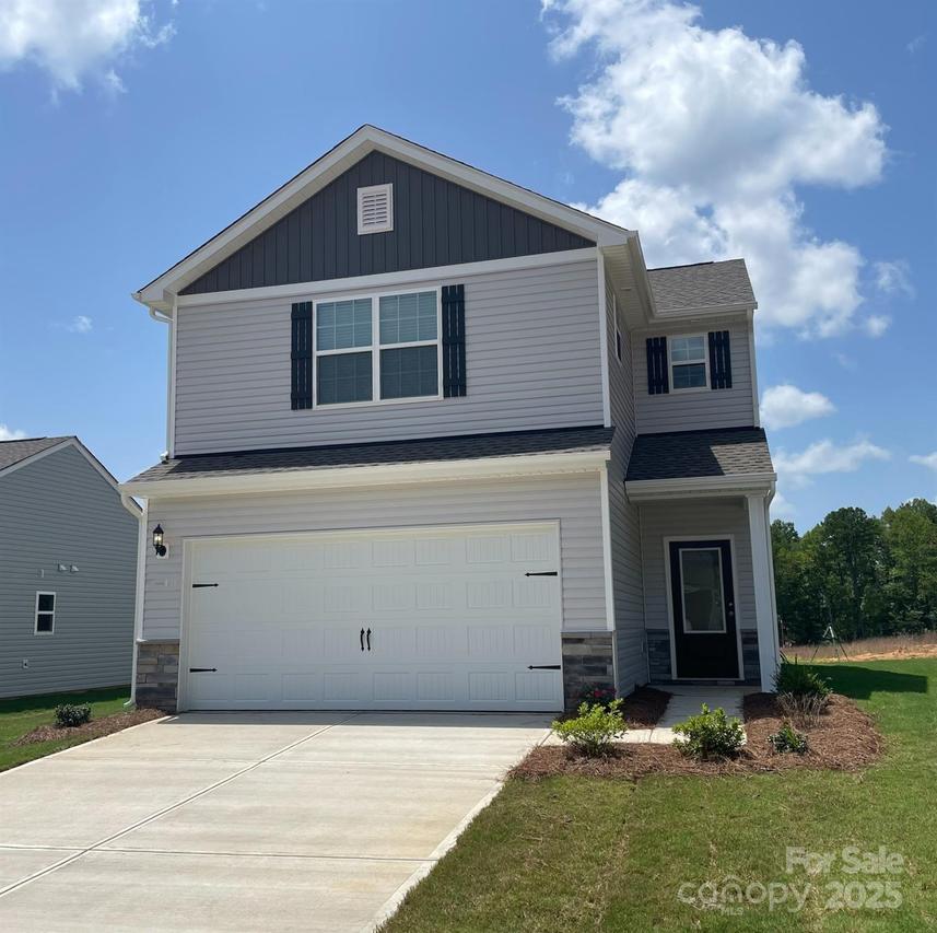 3418 Saddlebred Dr., Gastonia, NC 28052