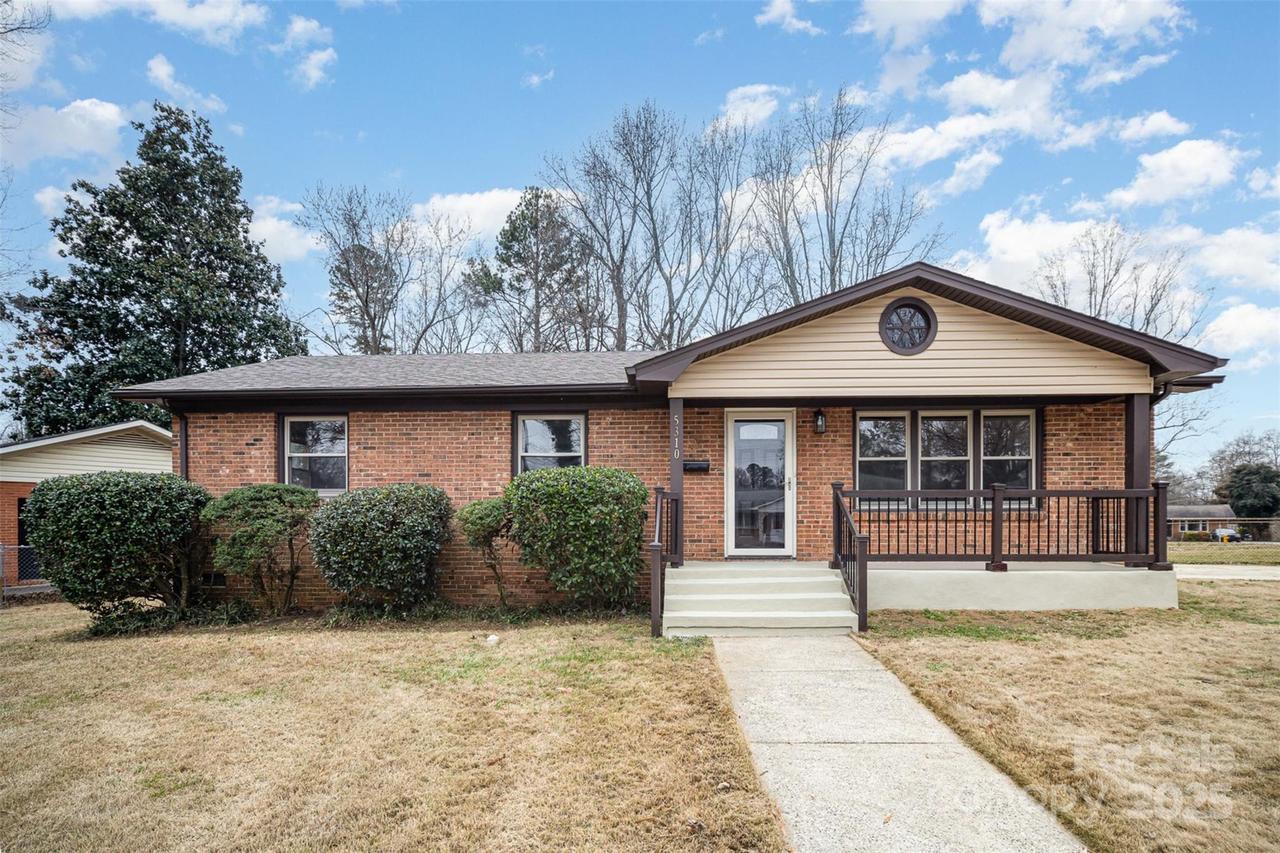 5310 Myrica Ln., Charlotte, NC 28213
