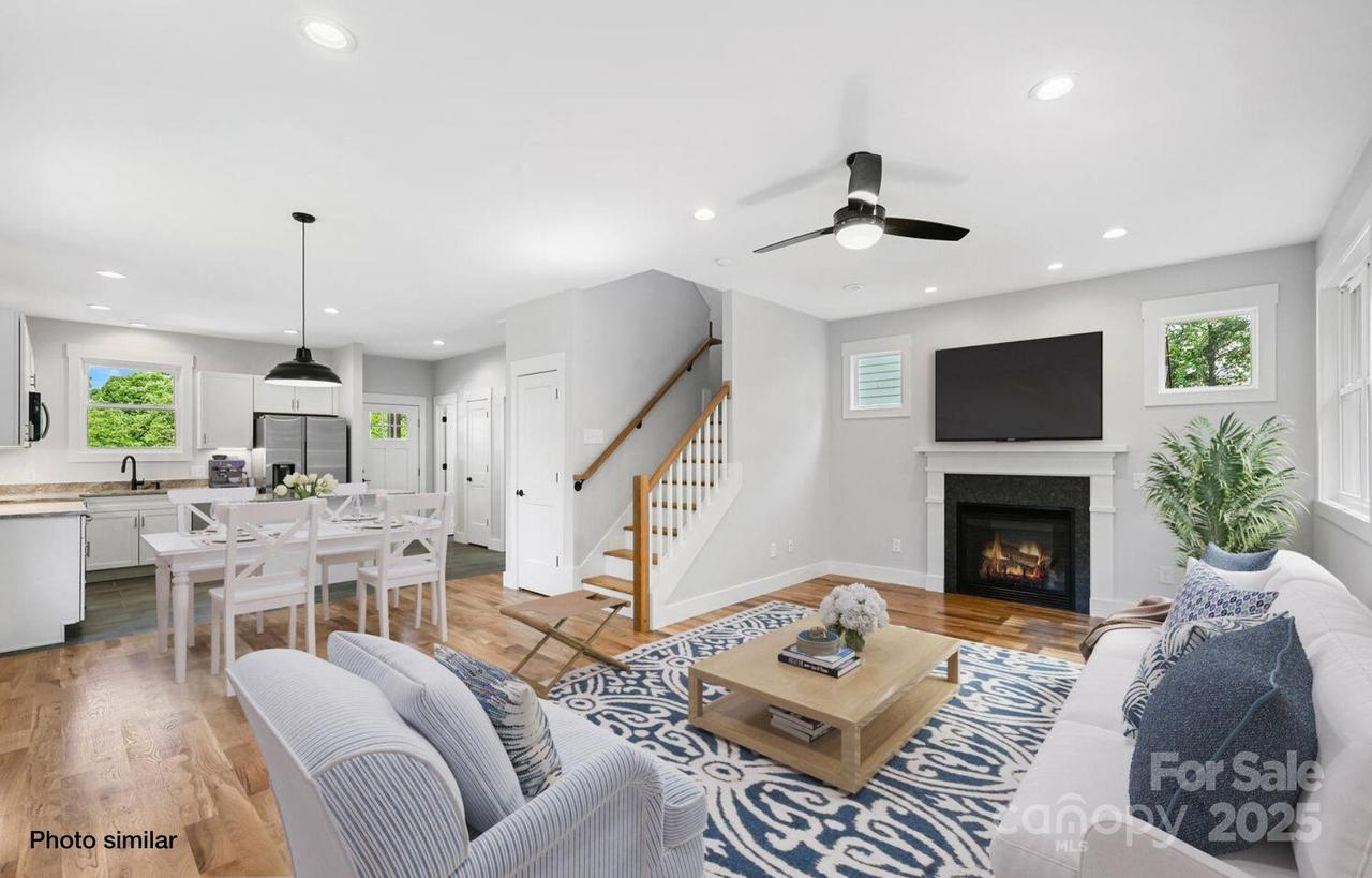33 Loblolly Ln., Asheville, NC 28803