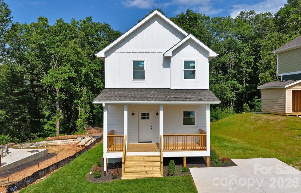 33 Loblolly Ln., Asheville, NC 28803