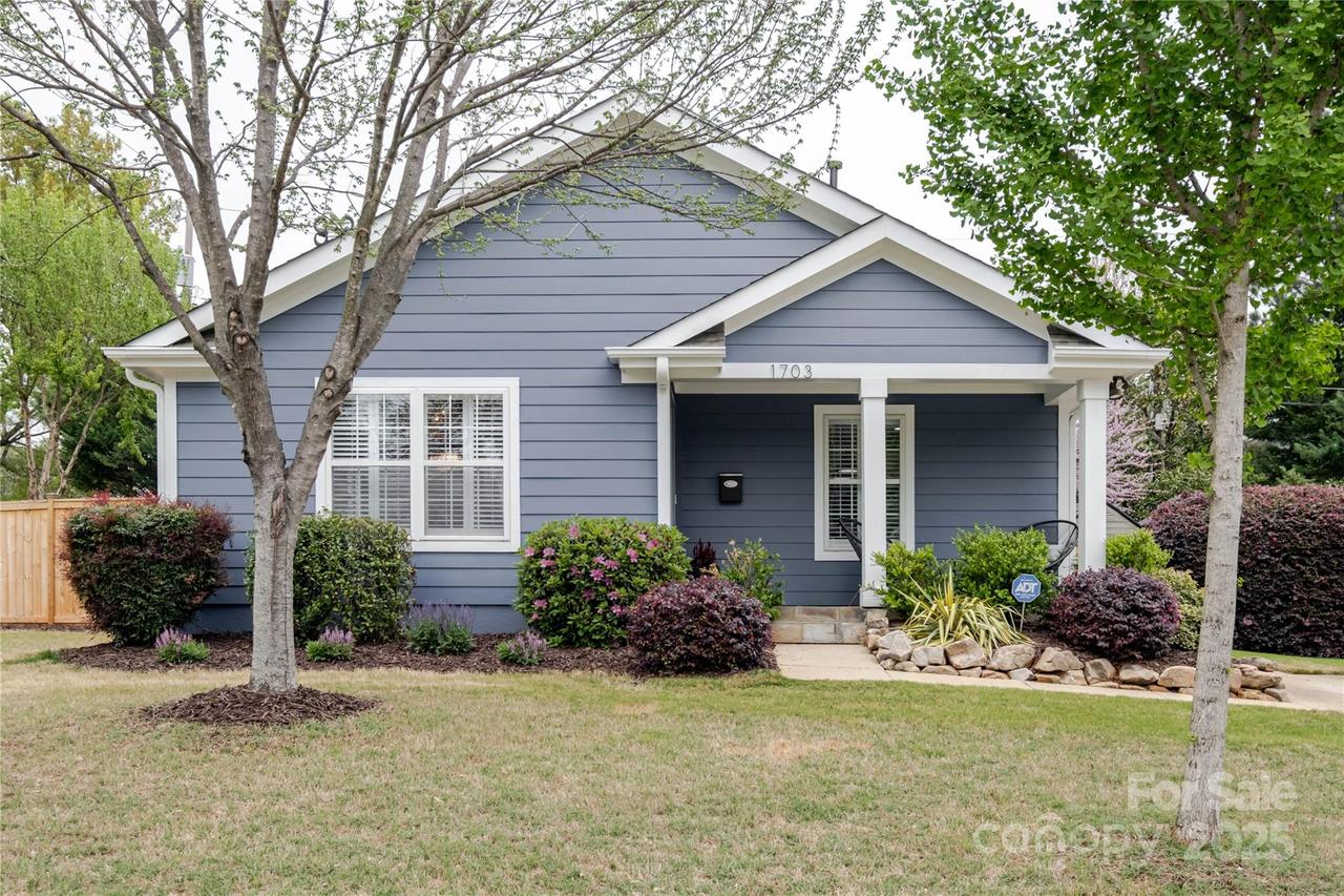 1703 Luther St., Charlotte, NC 28204