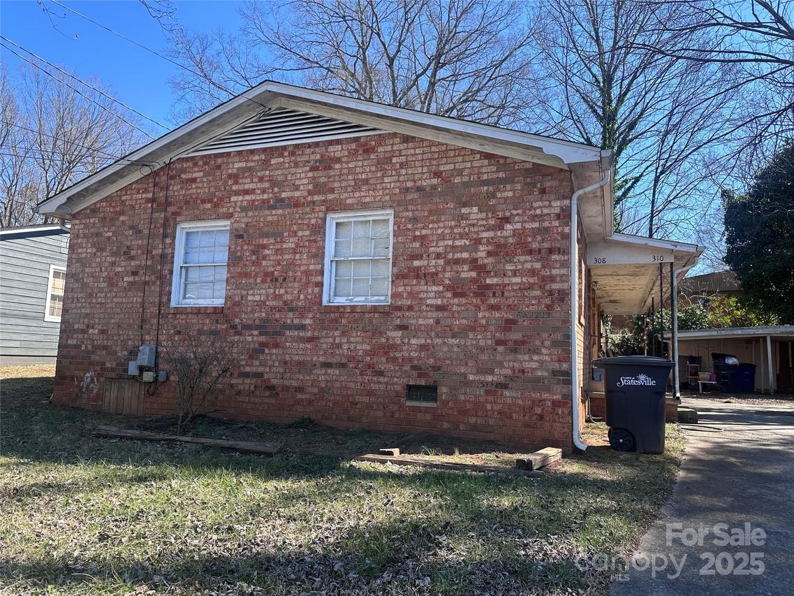 308 Stockton St., Statesville, NC 28677