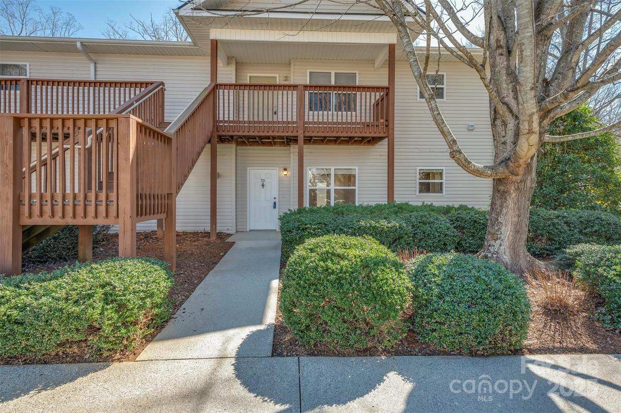 701 Olde Covington Way, Arden, NC 28704