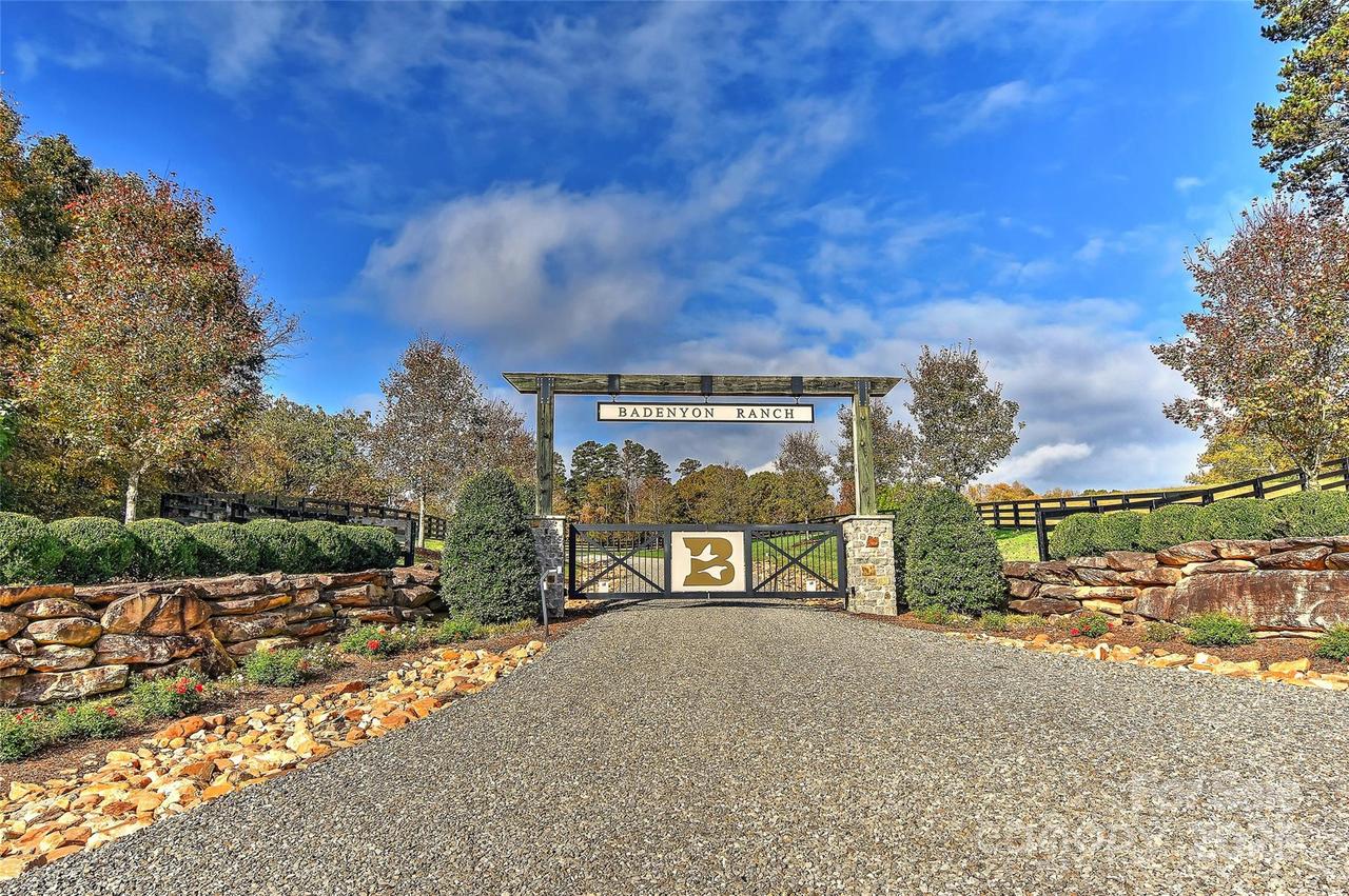 153 Badenyon Pl., Union Grove, NC 28689