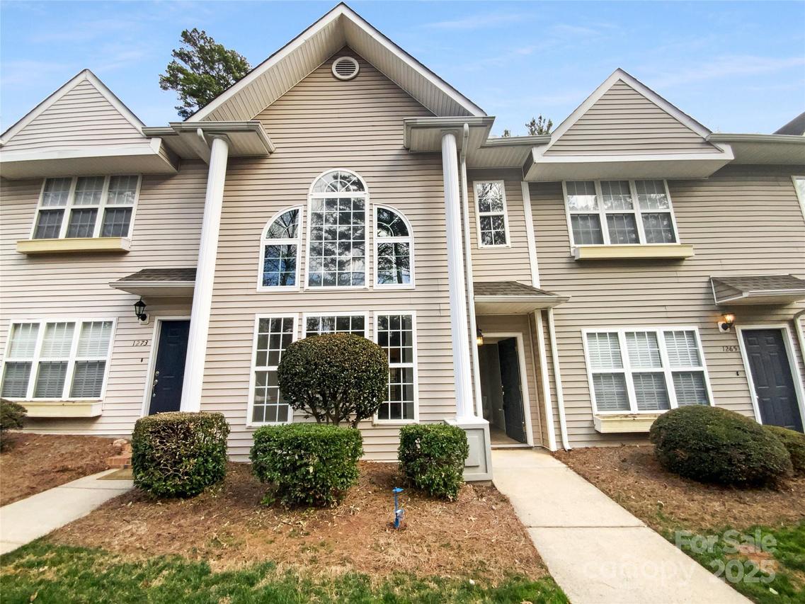 1269 E Woodlawn Rd., Charlotte, NC 28209