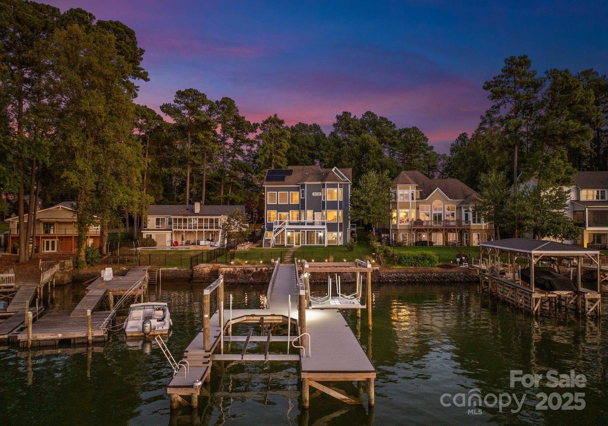 21013 Island Forest Dr., Cornelius, NC 28031