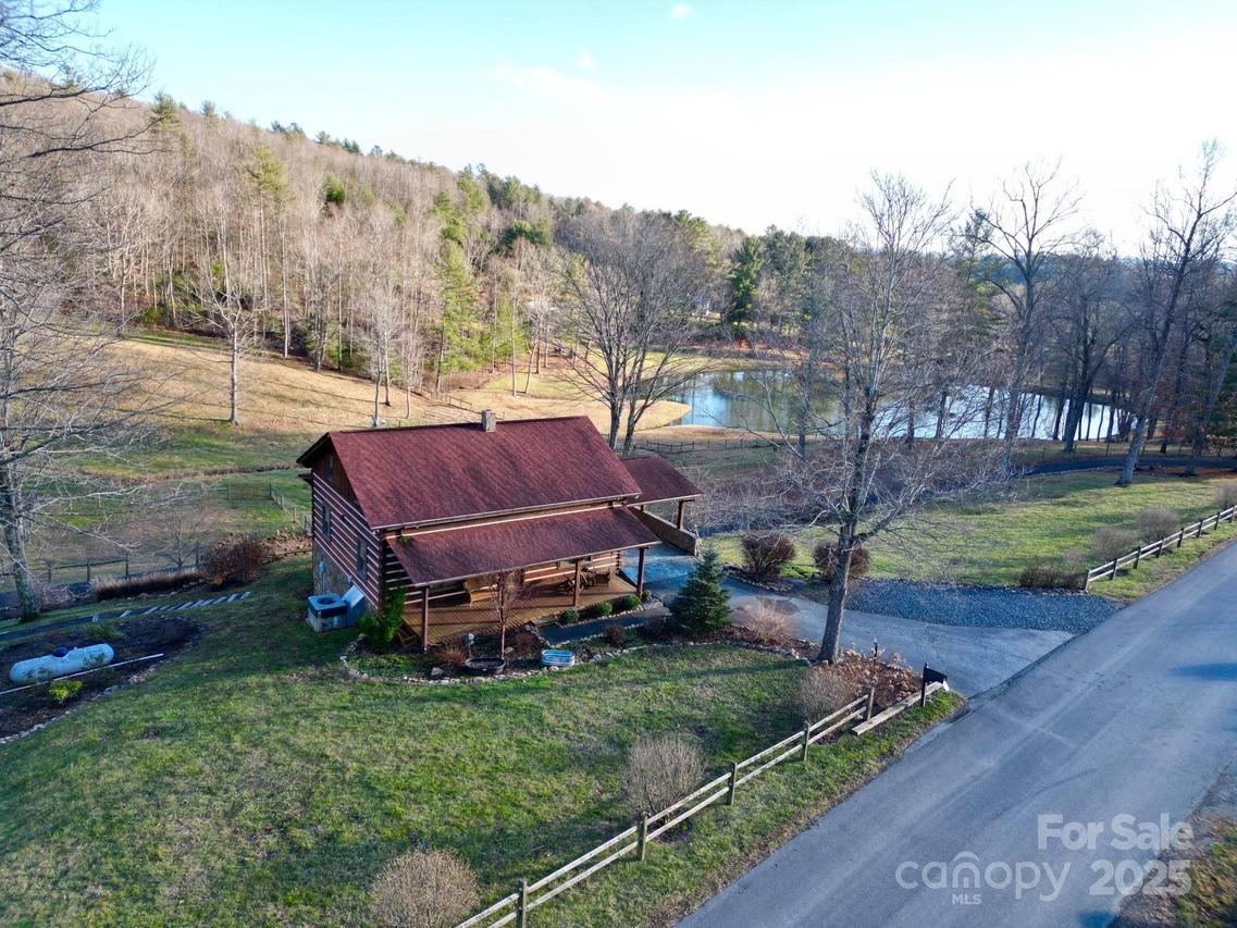 900 Flat Rock Rd., Crumpler, NC 28617