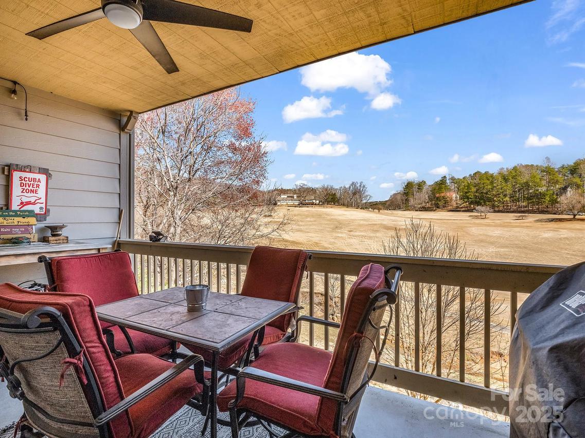 158 Stonecrest Ct., Lake Lure, NC 28746