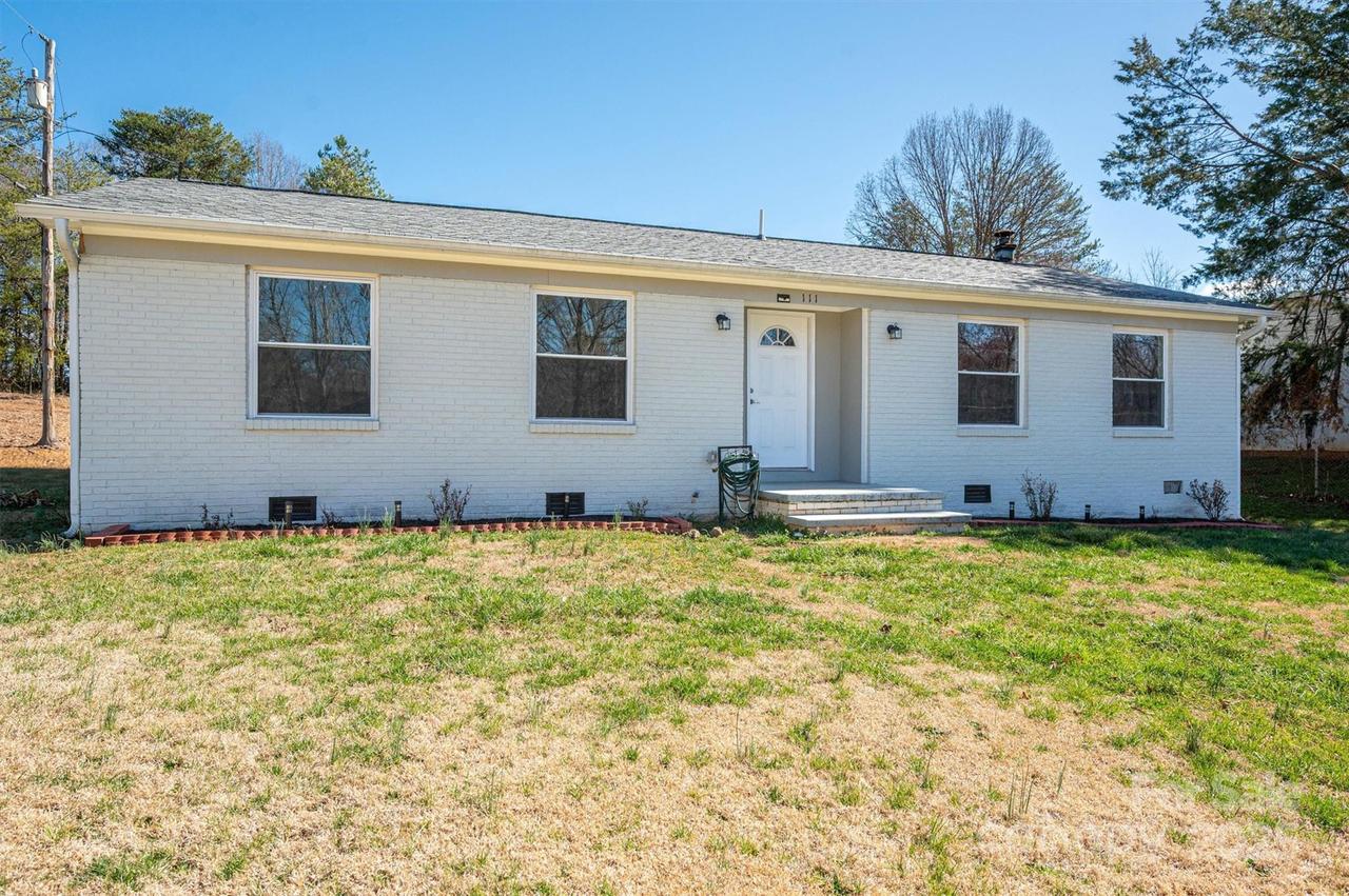 111 Astrid Ln., Forest City, NC 28043