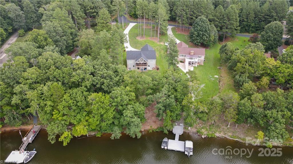889 Crystal Bay Dr., Denton, NC 27239