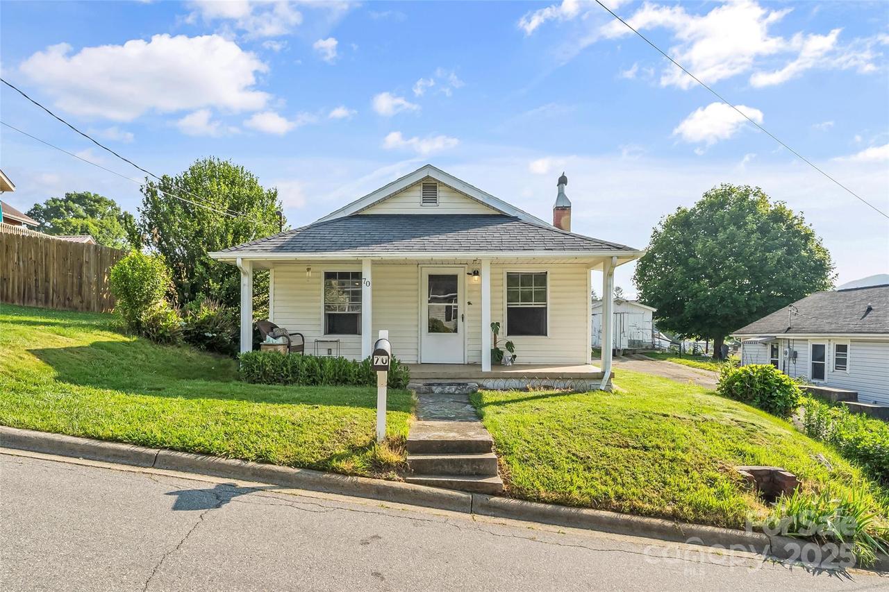 70 First St., Canton, NC 28716