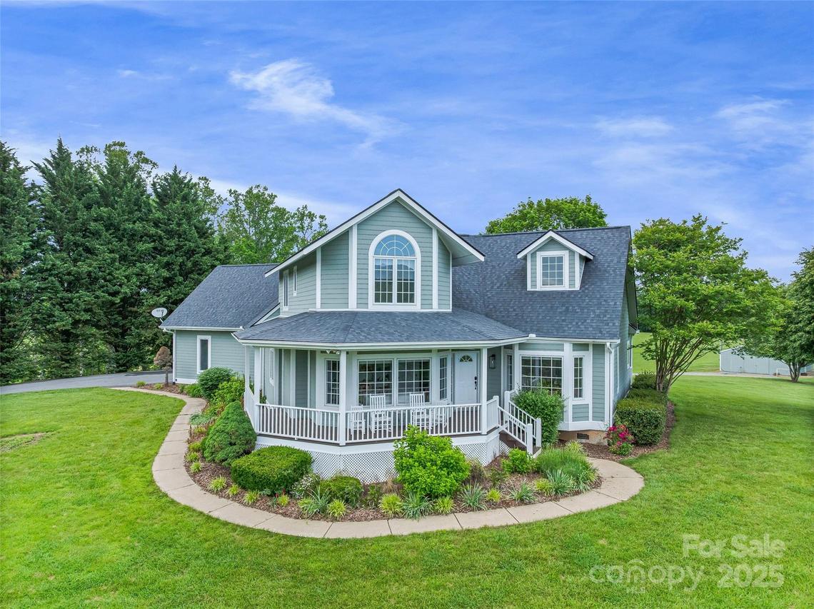 55 Plantation Dr., Asheville, NC 28806