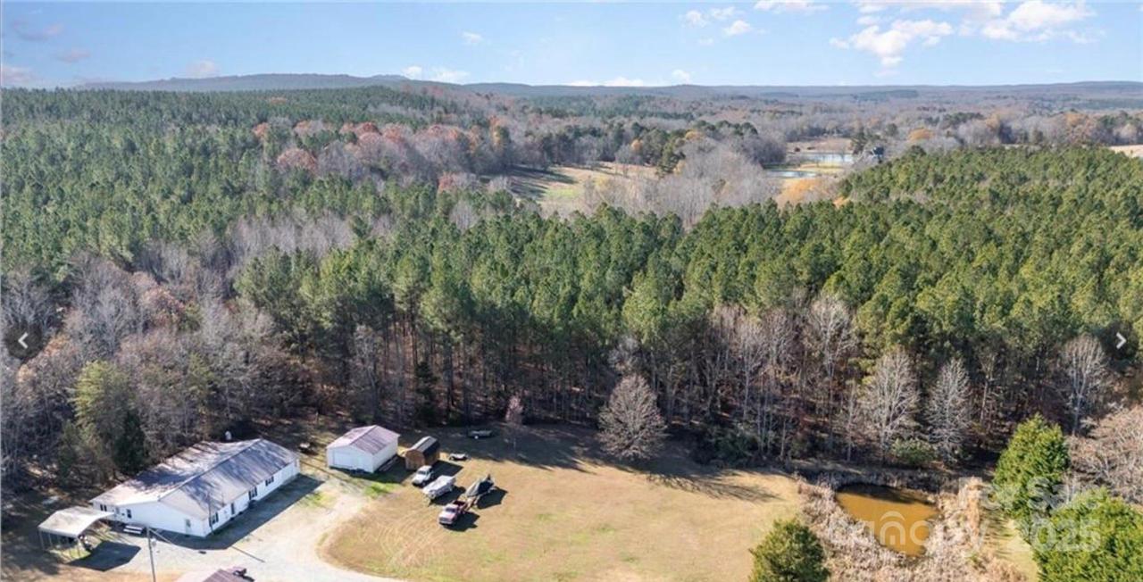 818 Surratt Rd., Denton, NC 27239