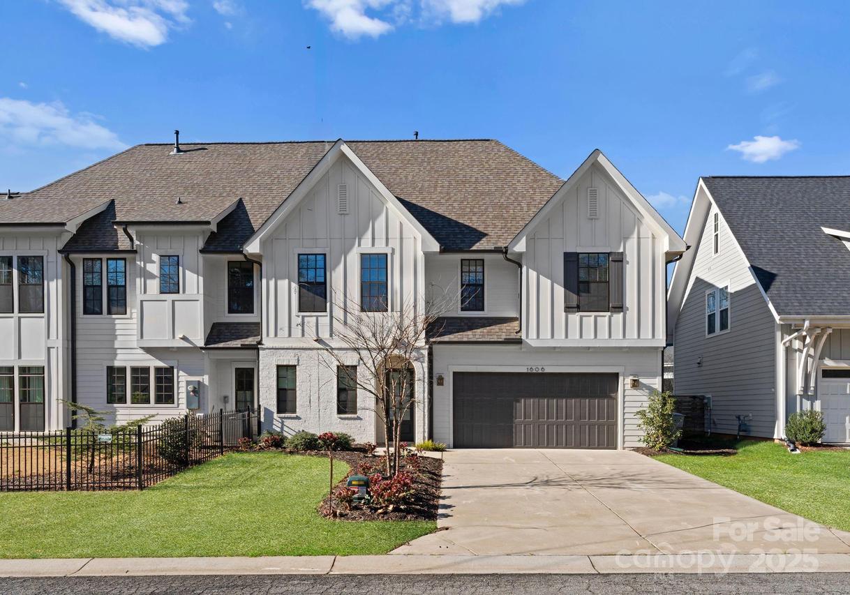 1606 Brook Rd., Charlotte, NC 28205