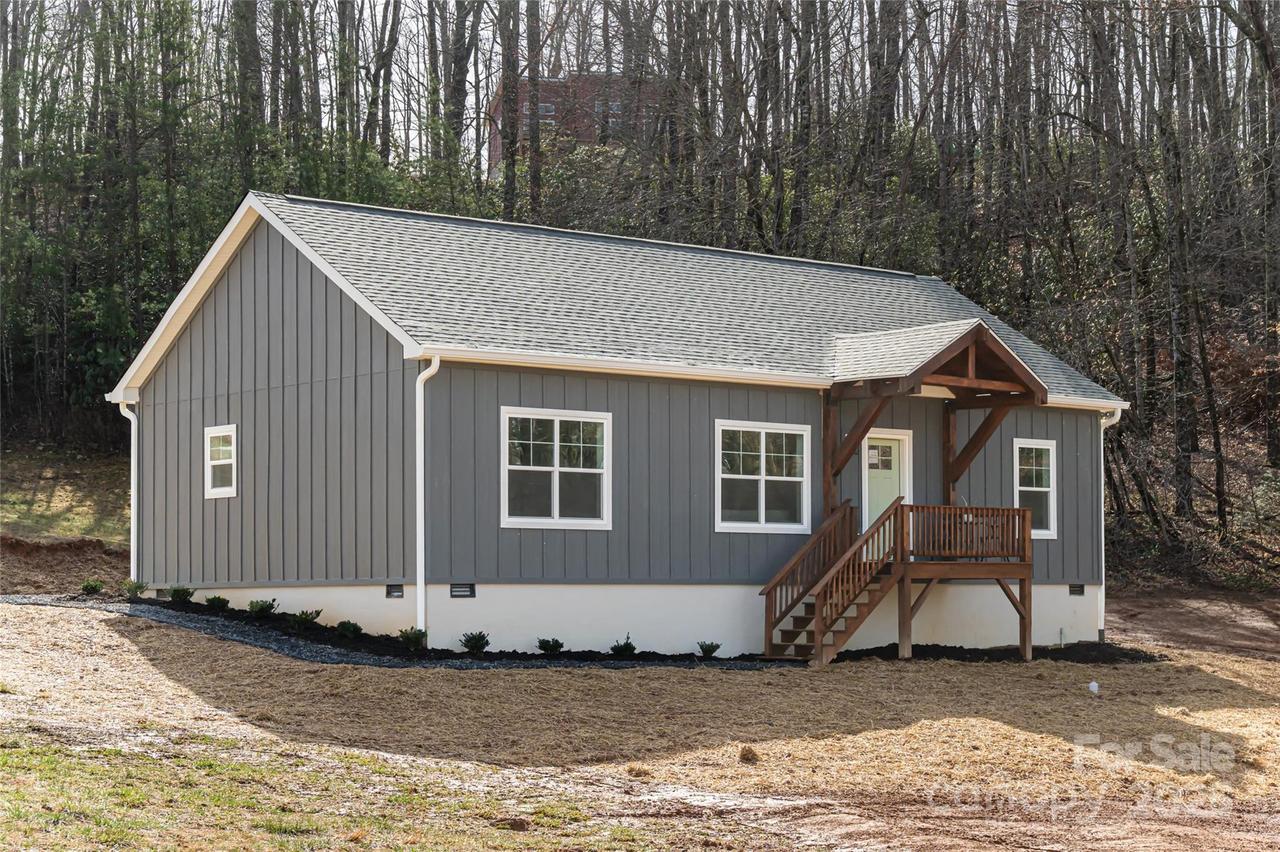 44 South Slope Ln., Old Fort, NC 28762