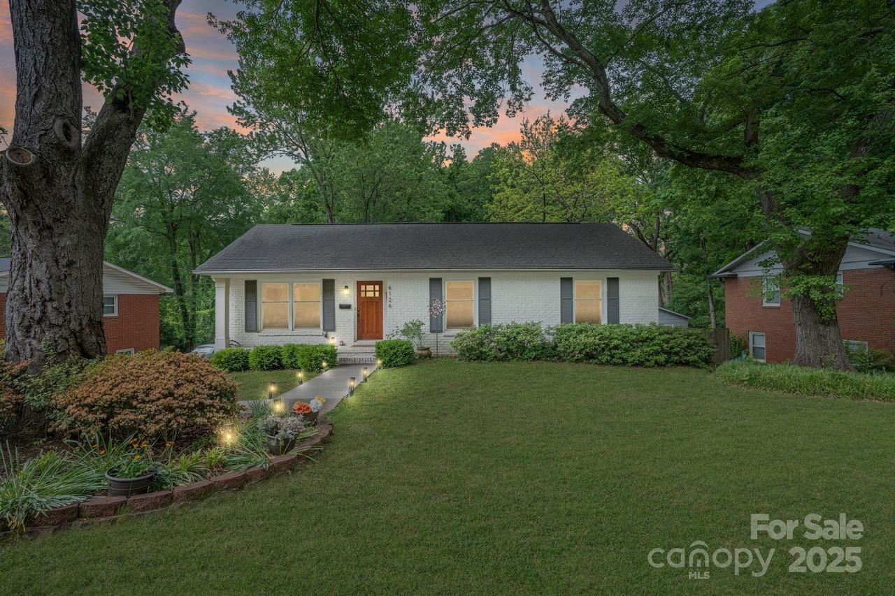 6126 Netherwood Dr., Charlotte, NC 28210