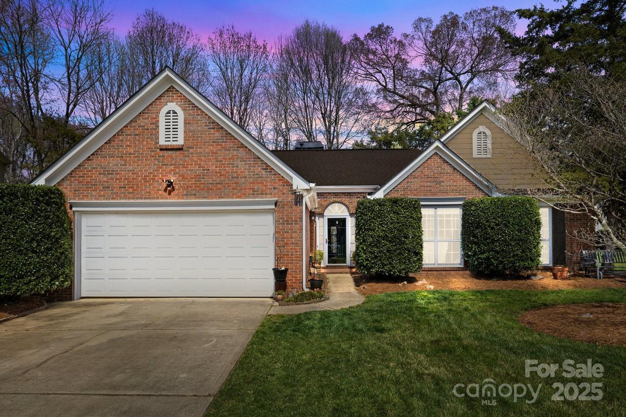 11542 Laurel View Dr., Charlotte, NC 28273