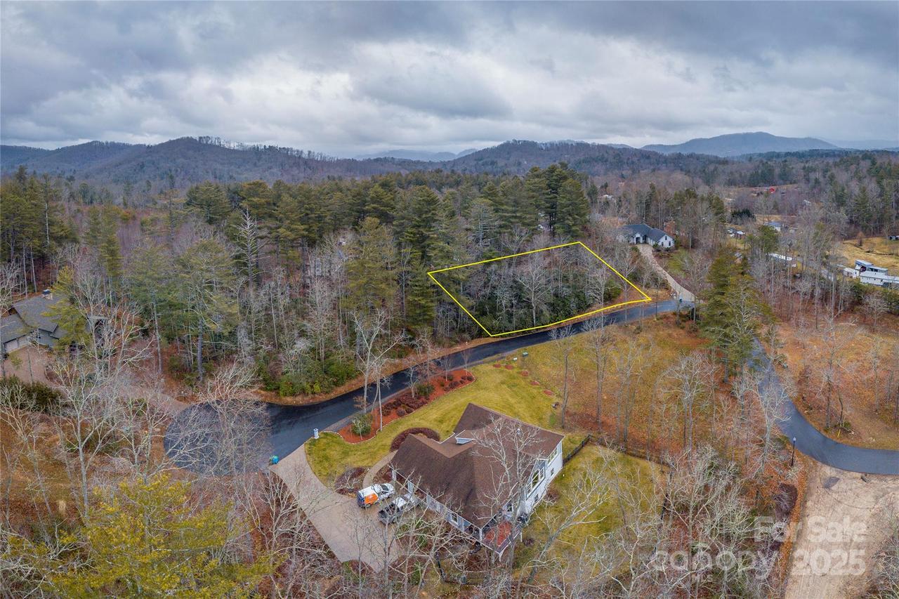 407 Melnick Ter. #15B, Asheville, NC 28803