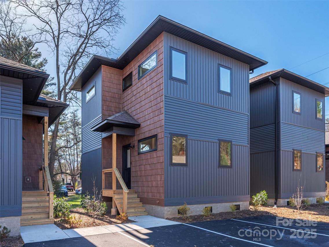 20 Leap Frog Park, Waynesville, NC 28786