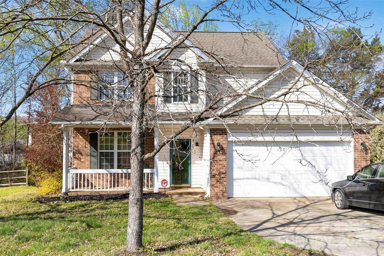 10820 Hunters Trace Ct., Charlotte, NC 28262
