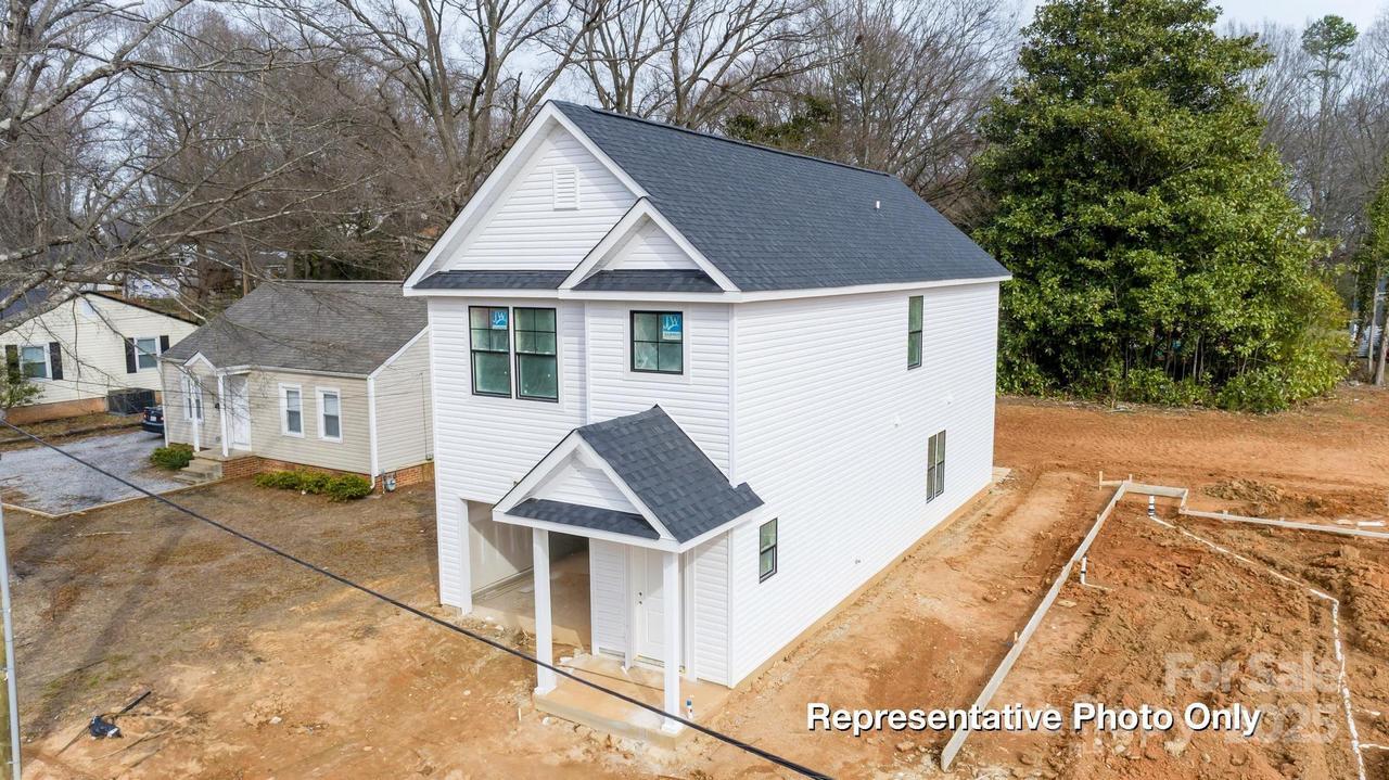 164 S Sycamore St., Mooresville, NC 28115