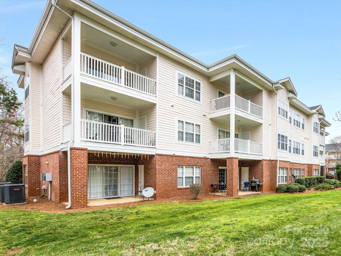 8759 Coralbell Ln., Charlotte, NC 28213
