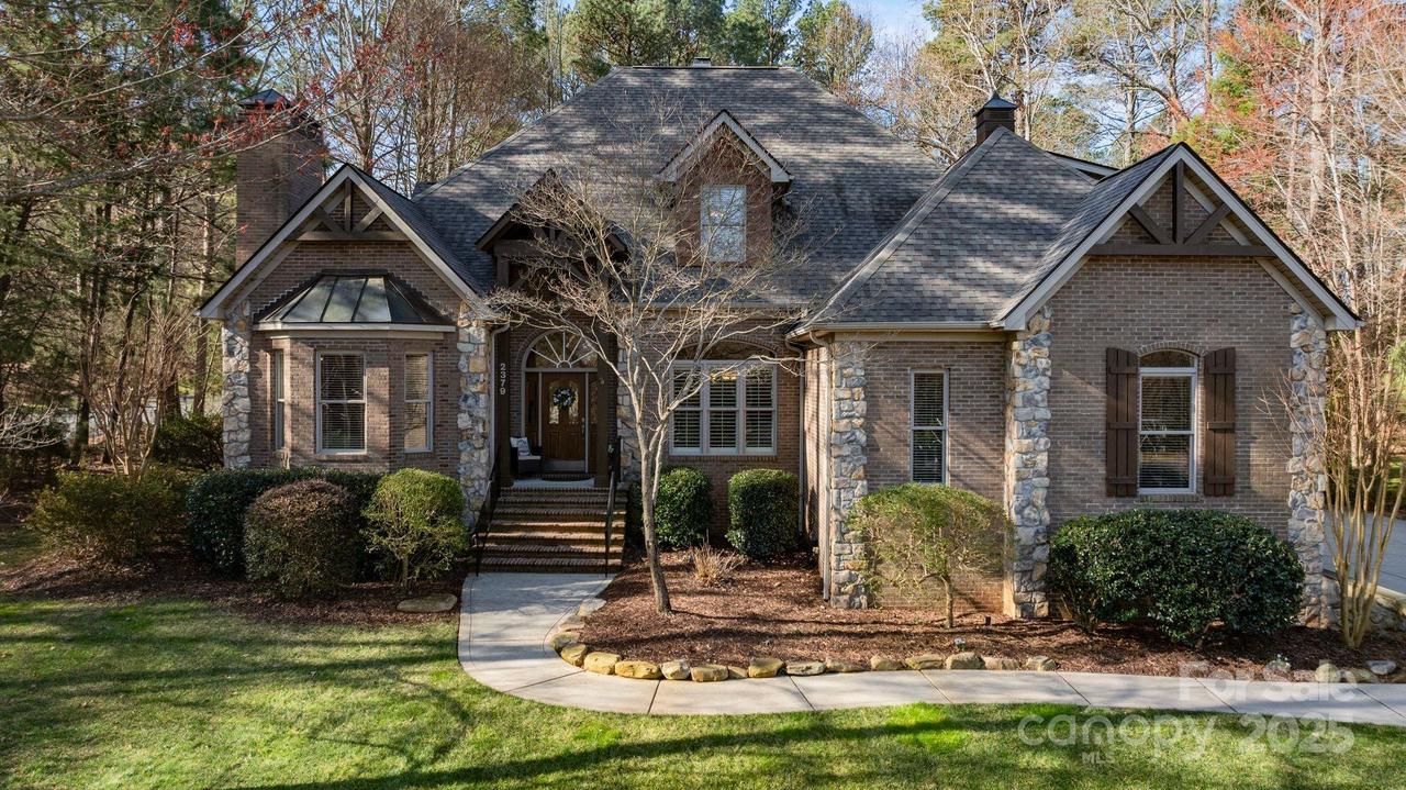2379 Metcalf Dr., Sherrills Ford, NC 28673