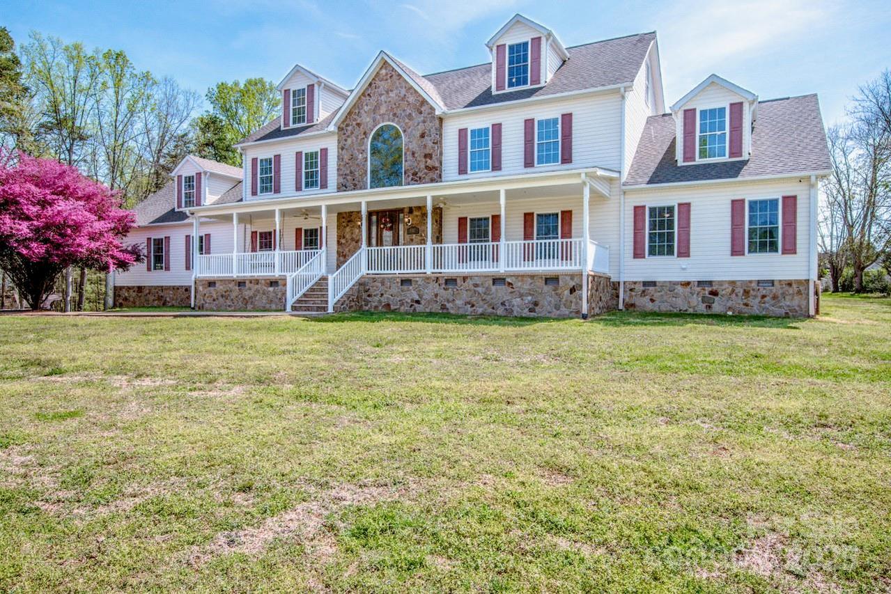 4907 White Oak Ln., Denver, NC 28037