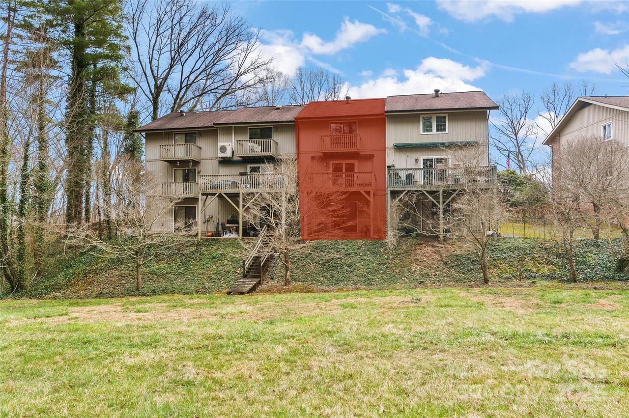 125 Winchester Dr., Waynesville, NC 28785