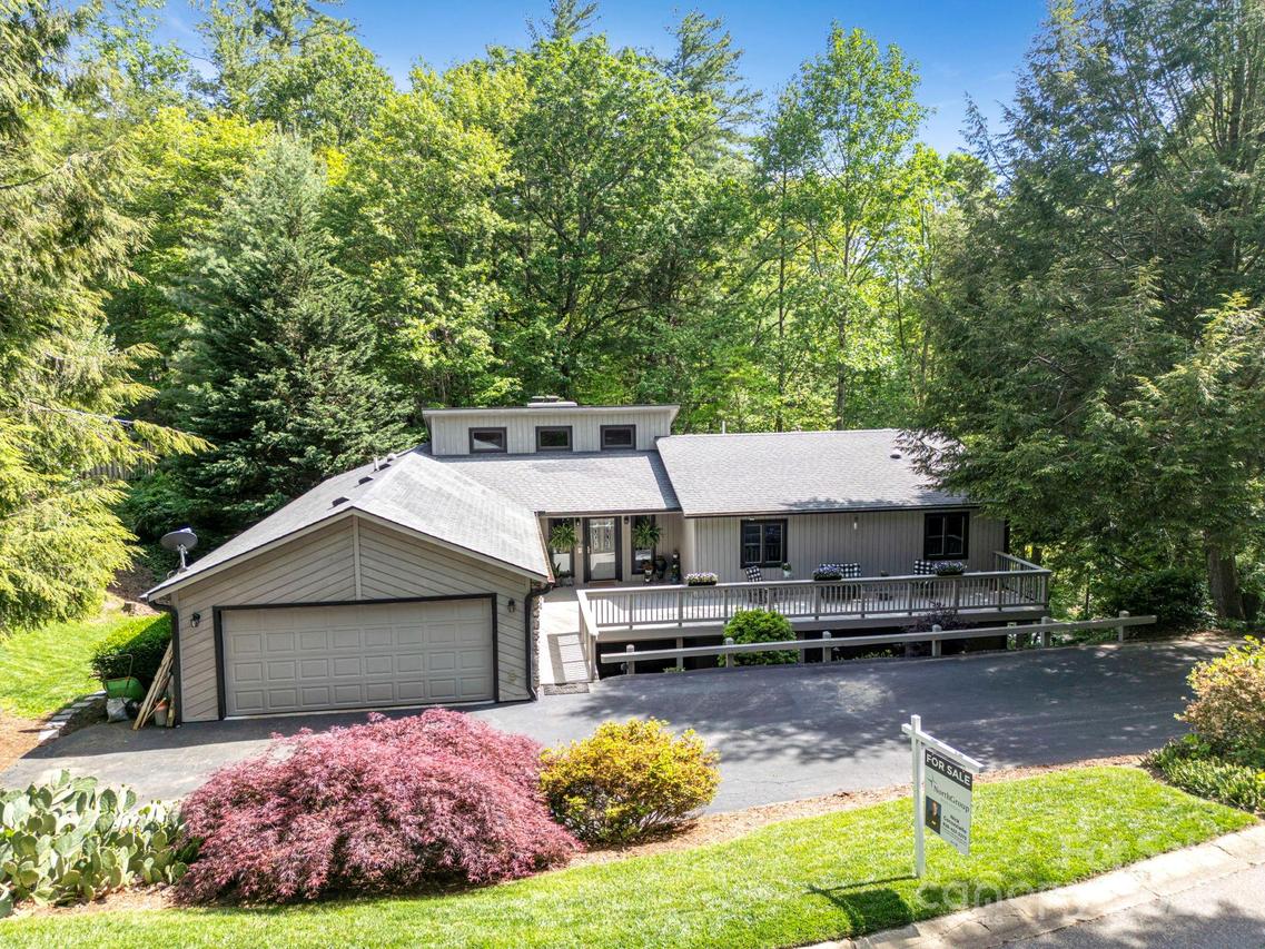97 Ballantree Dr., Asheville, NC 28803