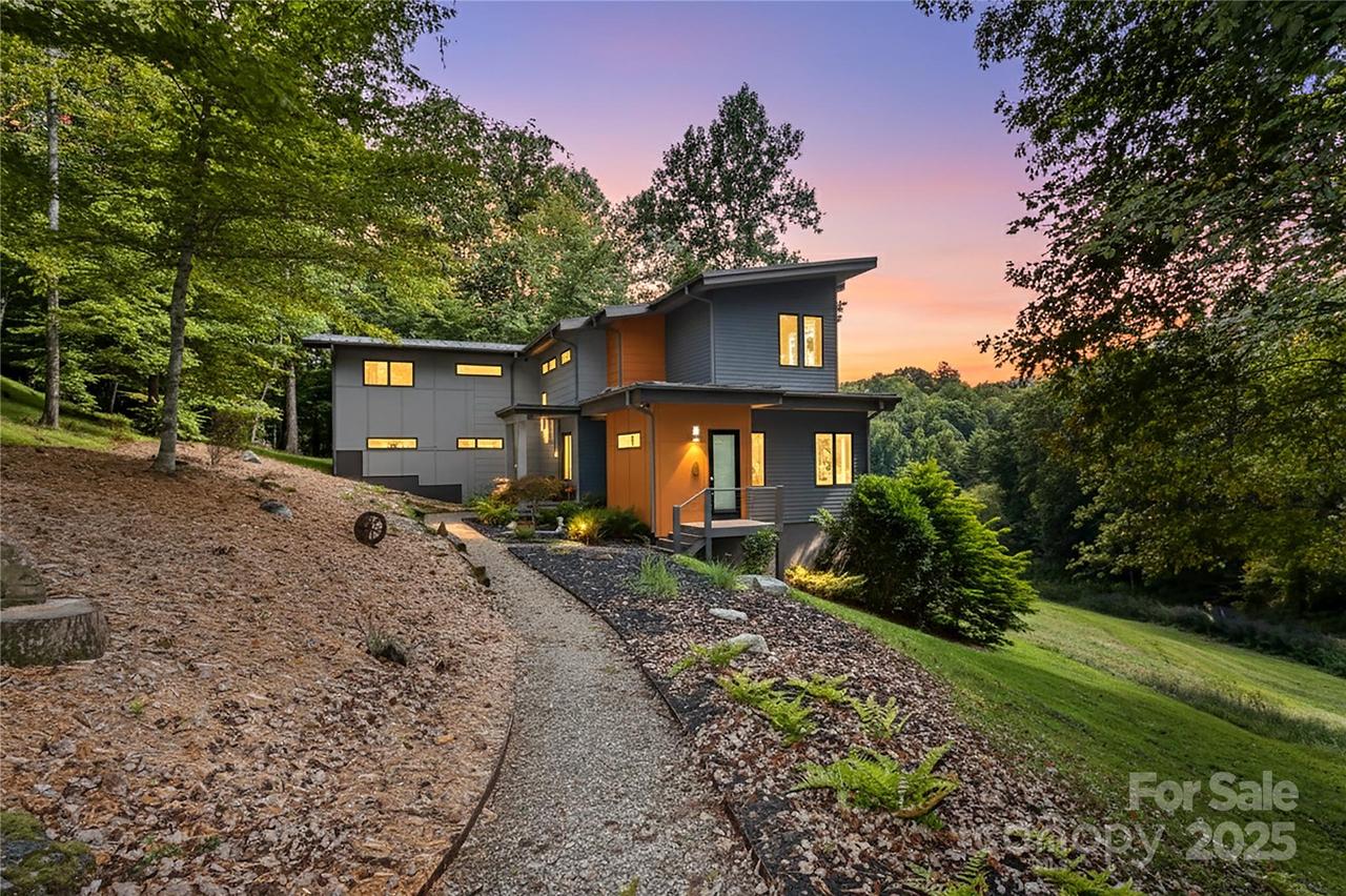 404 Amanda Dr., Mars Hill, NC 28754