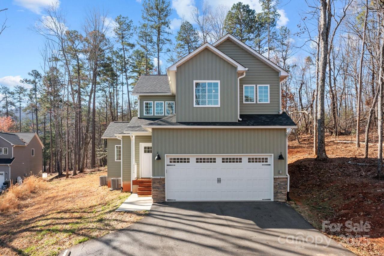 3326 Overlook Dr., Valdese, NC 28690