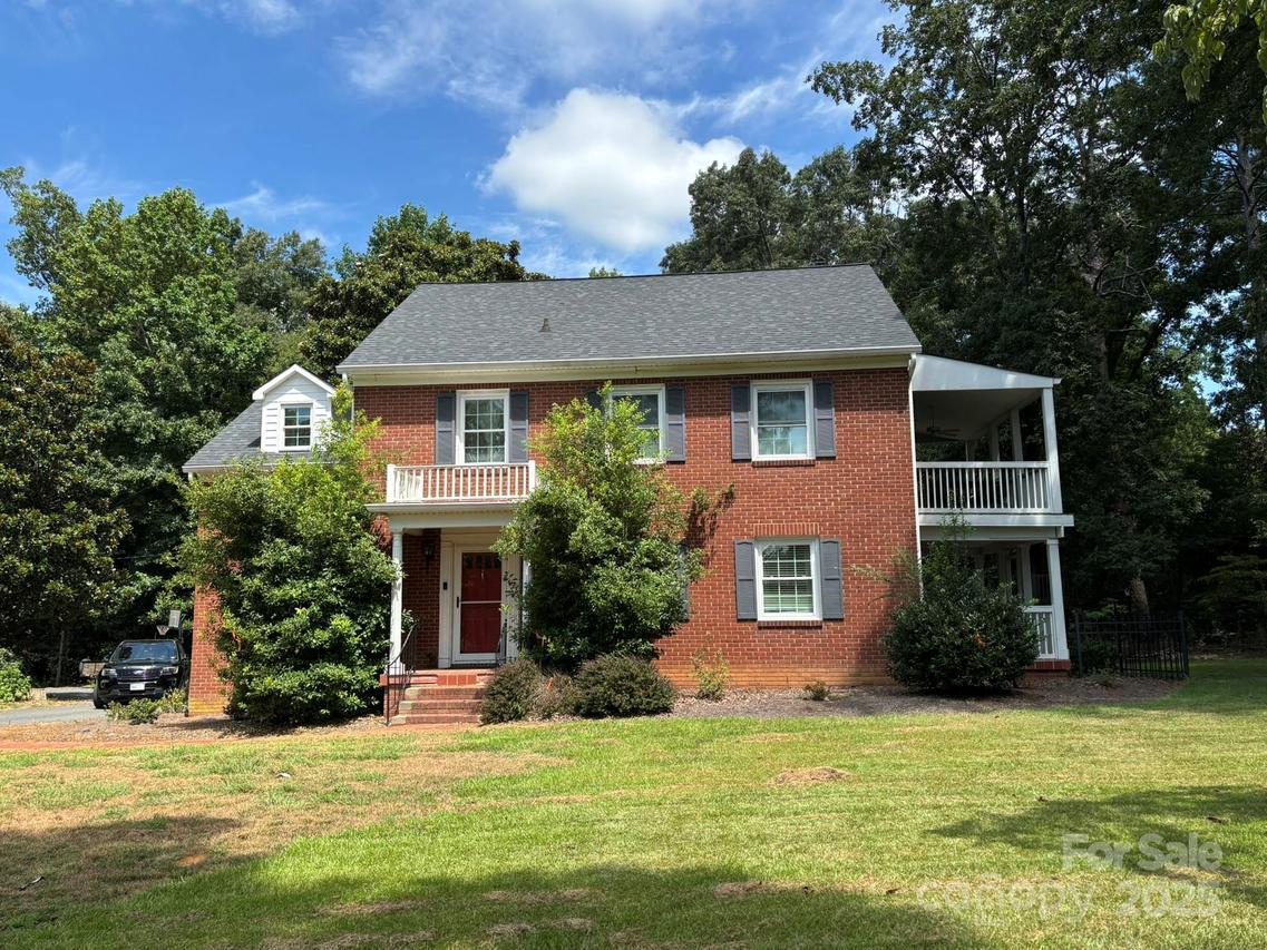 215 Biscoe Rd., Troy, NC 27371