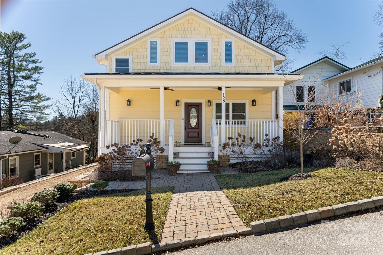 129 West Ln., Brevard, NC 28712