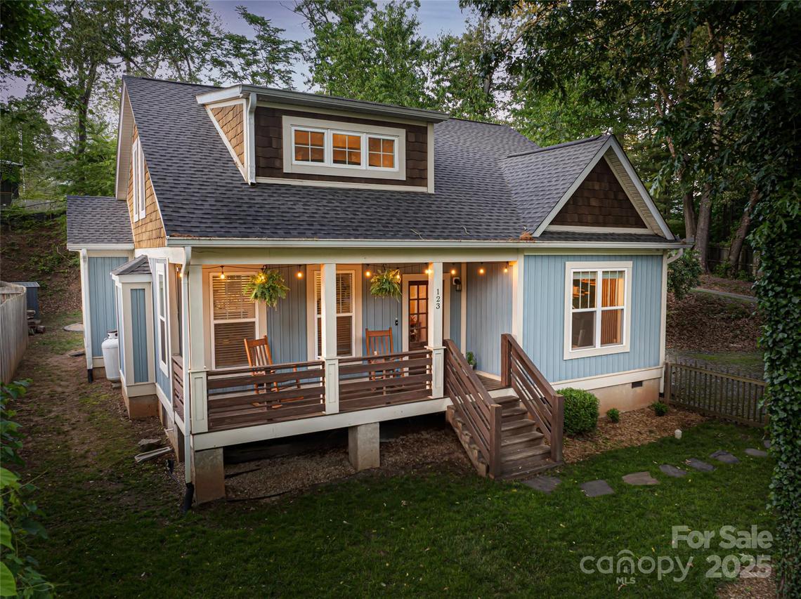 123 Arline Henry Way, Asheville, NC 28806