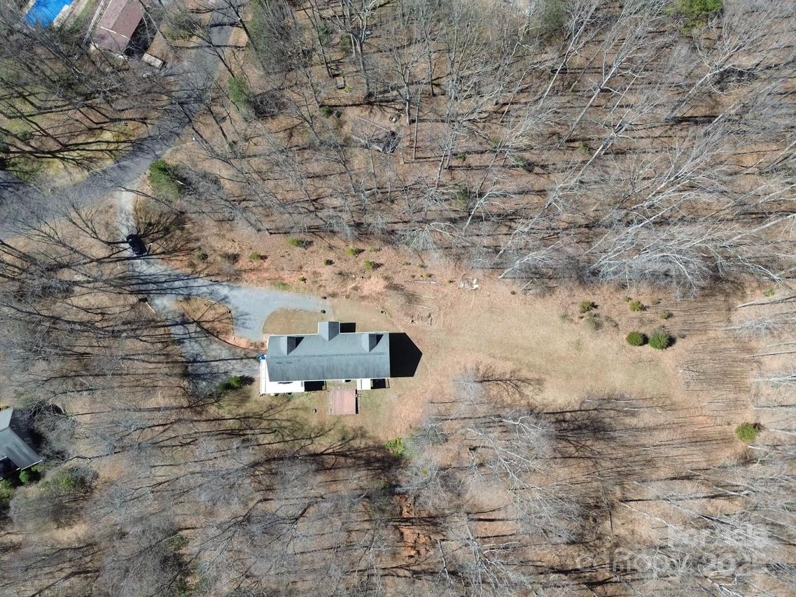 2717 Todd Dr., Yadkinville, NC 27055