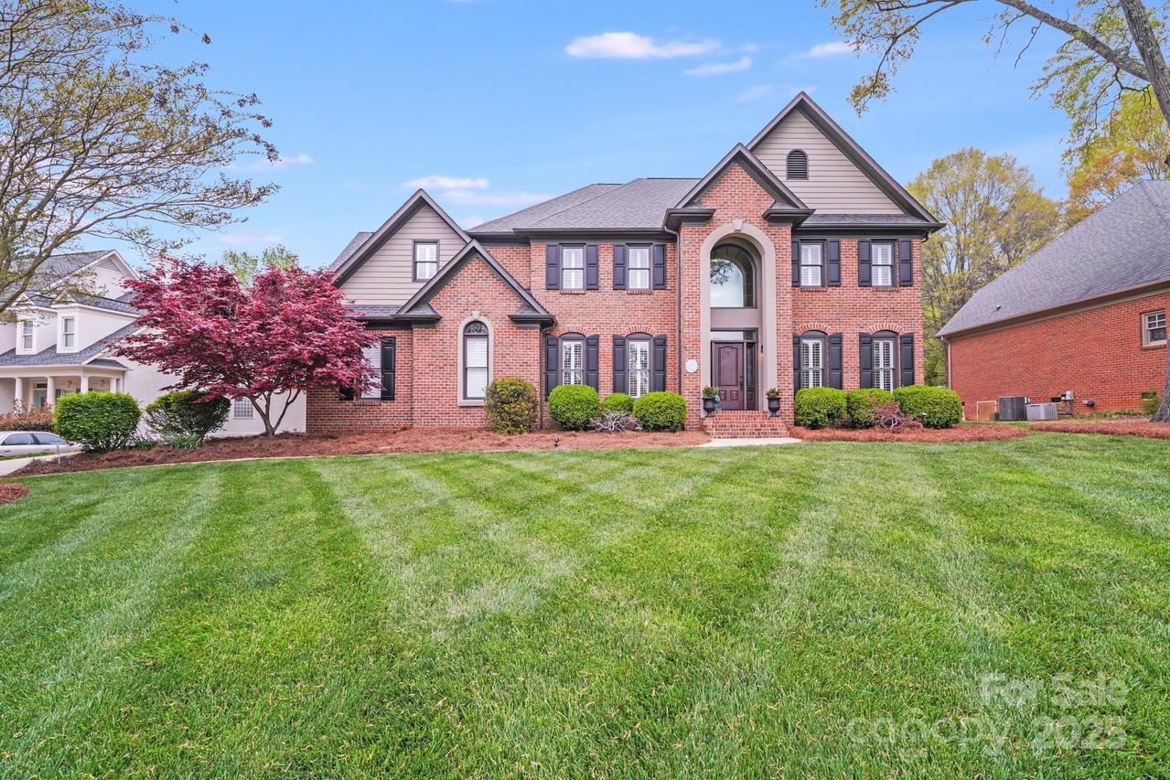 3716 Drayton Hall Ln., Charlotte, NC 28270