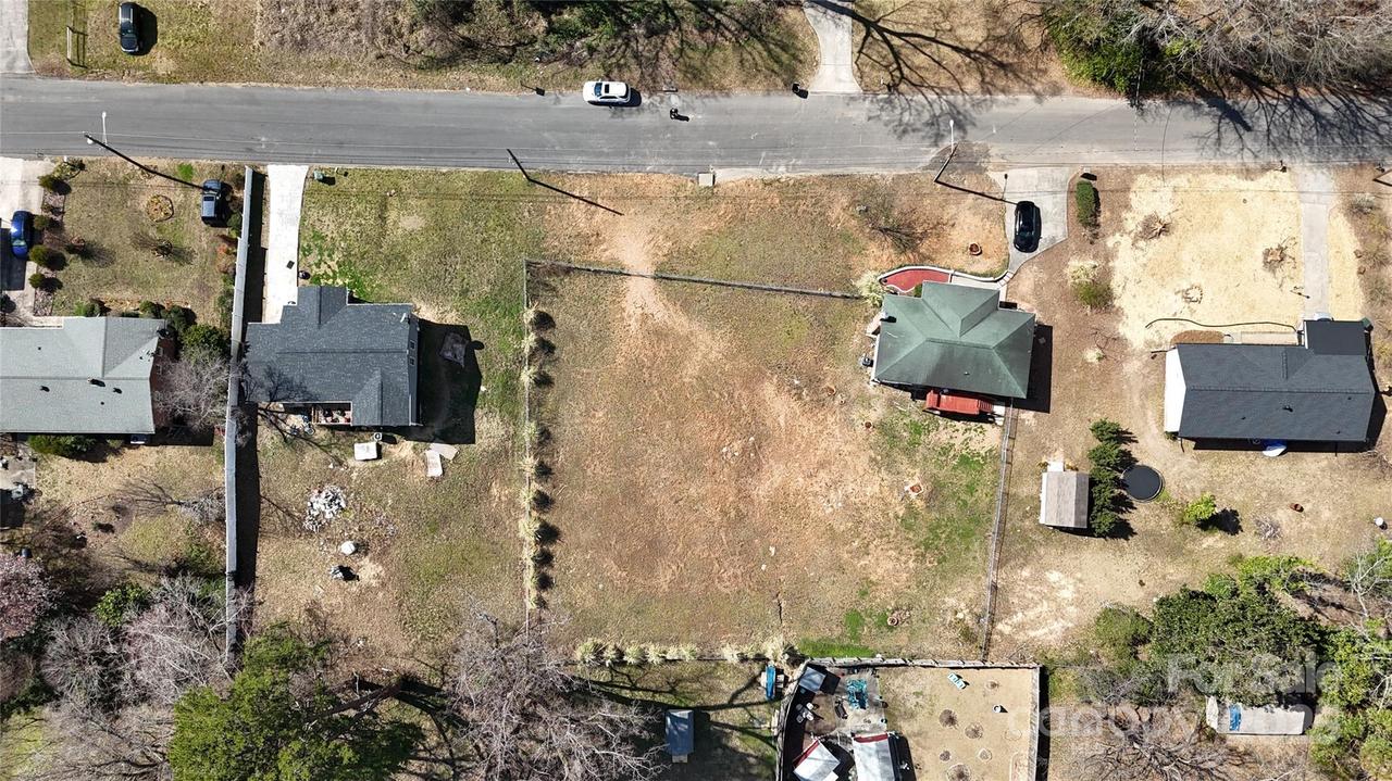 1122 Midway Dr., Gastonia, NC 28054