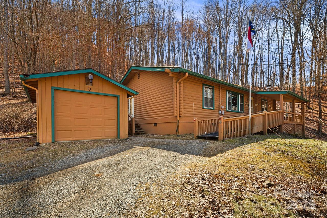68 Meadow Ln., Mars Hill, NC 28754